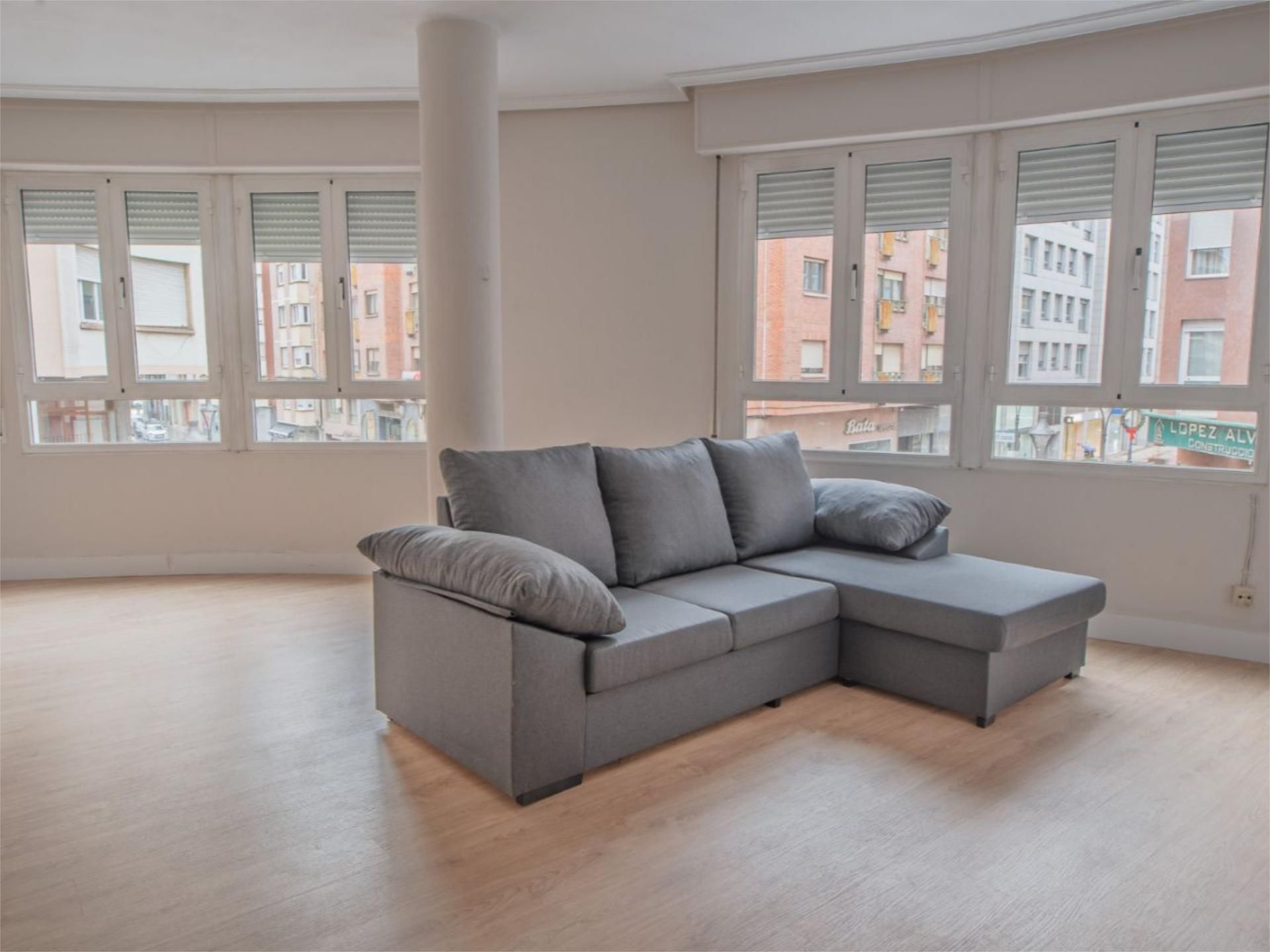 Living room of Flat for sale in Ponferrada