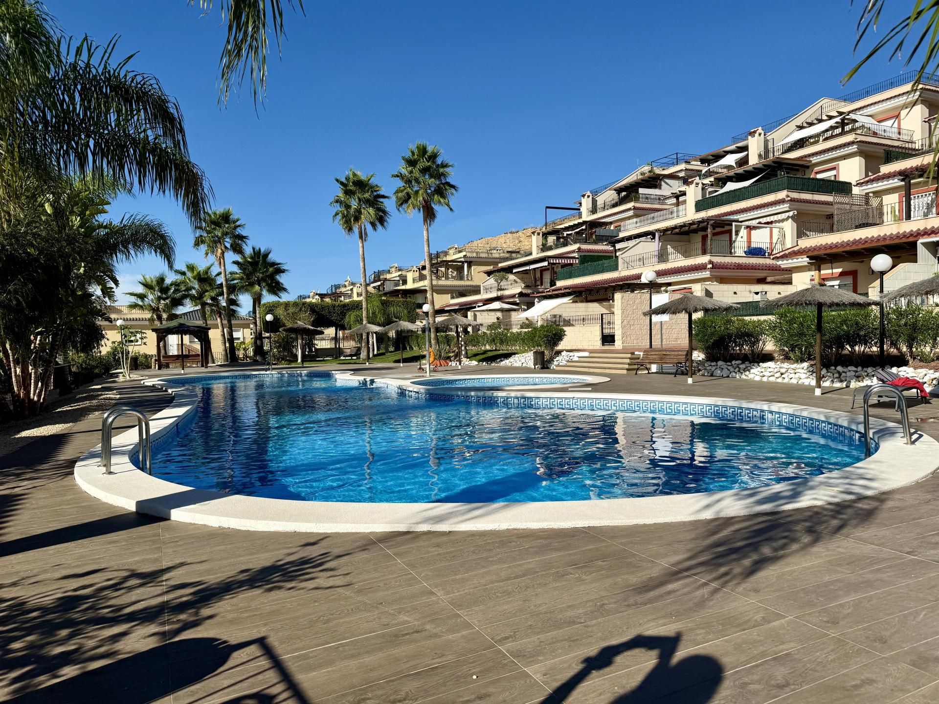Planta baixa en venda a Carrer de L'algeps, 878b, Valle del Sol Piscina de Planta baixa en venda en Mutxamel amb Aire condicionat, Terrassa i Piscina