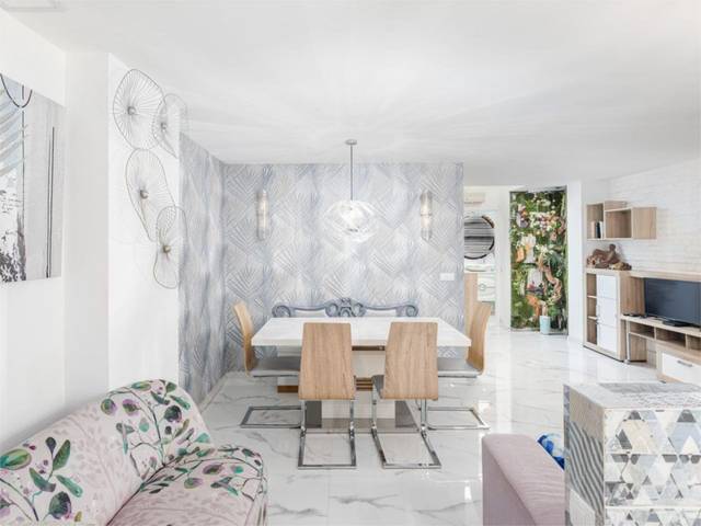 Piso en Venta en Calle Pintor Casasola, 4 en Pedregalejo - Morlaco