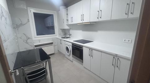 Photo 2 of Flat to rent in Calle Martín Azpilcueta, 16, San Juan, Navarra
