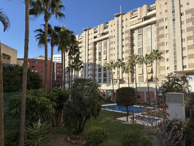 Piso en Venta en Avenida de las Américas, 7 en La Unión - Cruz de Humilladero - Los Tilos