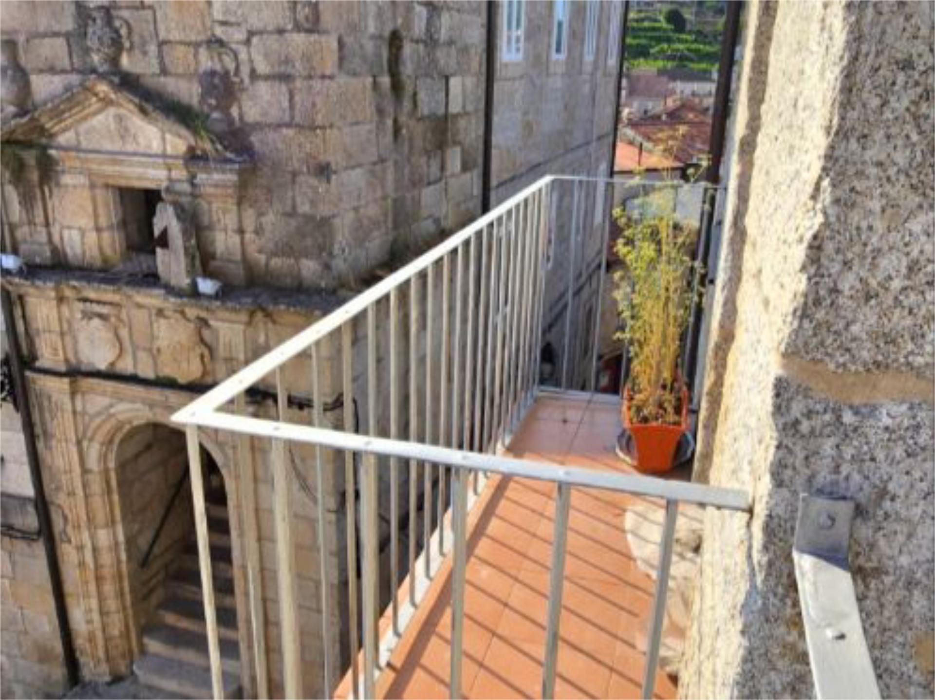 Flat for sale in Praza Maior, 5, Ribadavia Balcony of Flat for sale in Ribadavia with Balcony