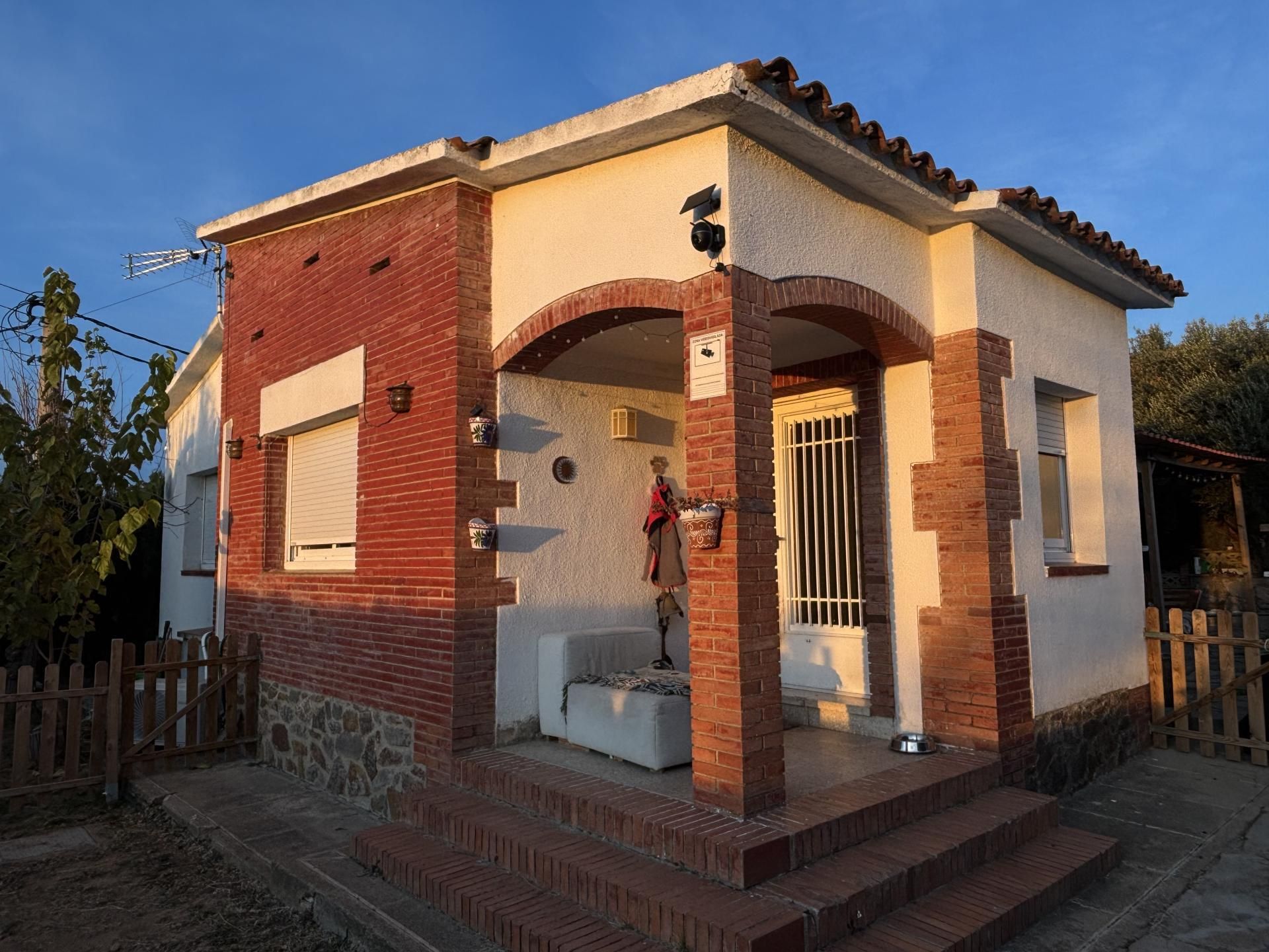 House or chalet for sale in Carrer Timba, 3, Santa Eulàlia de Ronçana Exterior view of House or chalet for sale in Santa Eulàlia de Ronçana with Air Conditioner, Terrace and Swimming Pool