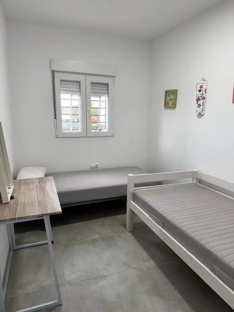 Schlafzimmer von Einfamilien-Reihenhaus zum Verkauf in Enix mit Klimaanlage, Terrasse und Möbliert