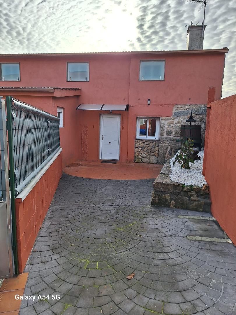 Single-family semi-detached to rent in Lugar a Gandara, 30, Ponteareas