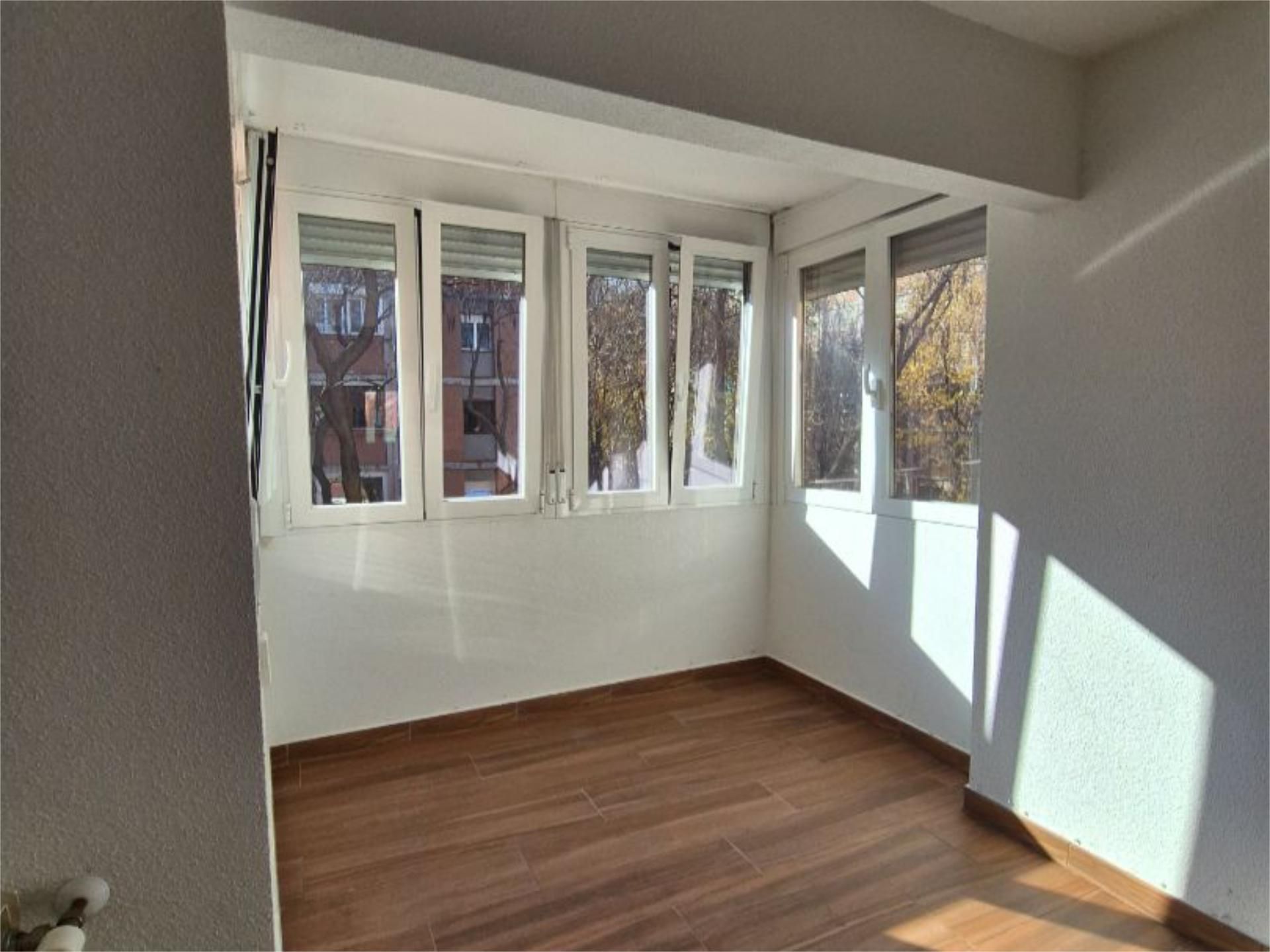 Piso en venta en Calle de Santa Genoveva, 34, Ventas Habitación de Piso en venta en Madrid Capital con Aire acondicionado y Terraza