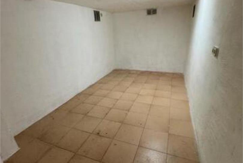 Box room to rent in Numancia - San Fernando, Cantabria - image 1 Photo 1 of Box room to rent in Numancia - San Fernando, Cantabria