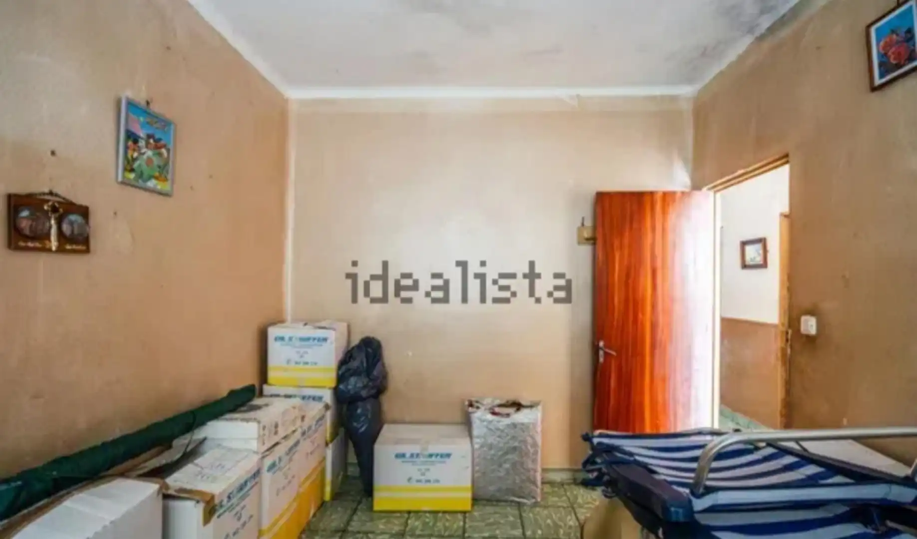 Detached homes for sale in Calle Ronda de la Iglesia, 1, El Tiemblo Detached homes for sale in El Tiemblo with Terrace and Storage room