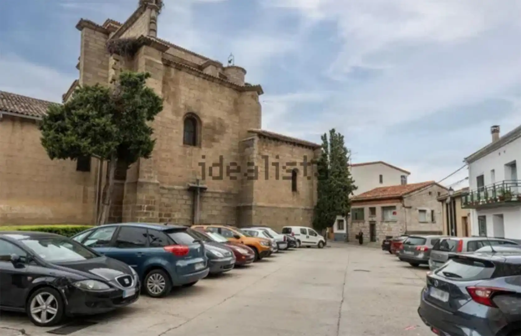 Detached homes for sale in Calle Ronda de la Iglesia, 1, El Tiemblo Parking of Detached homes for sale in El Tiemblo with Terrace and Storage room