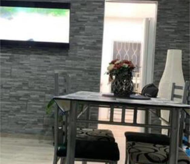 Single-family semi-detached to rent in Urbanizaciones, Valencia - image 1 Photo 1 of Single-family semi-detached to rent in Urbanizaciones, Valencia