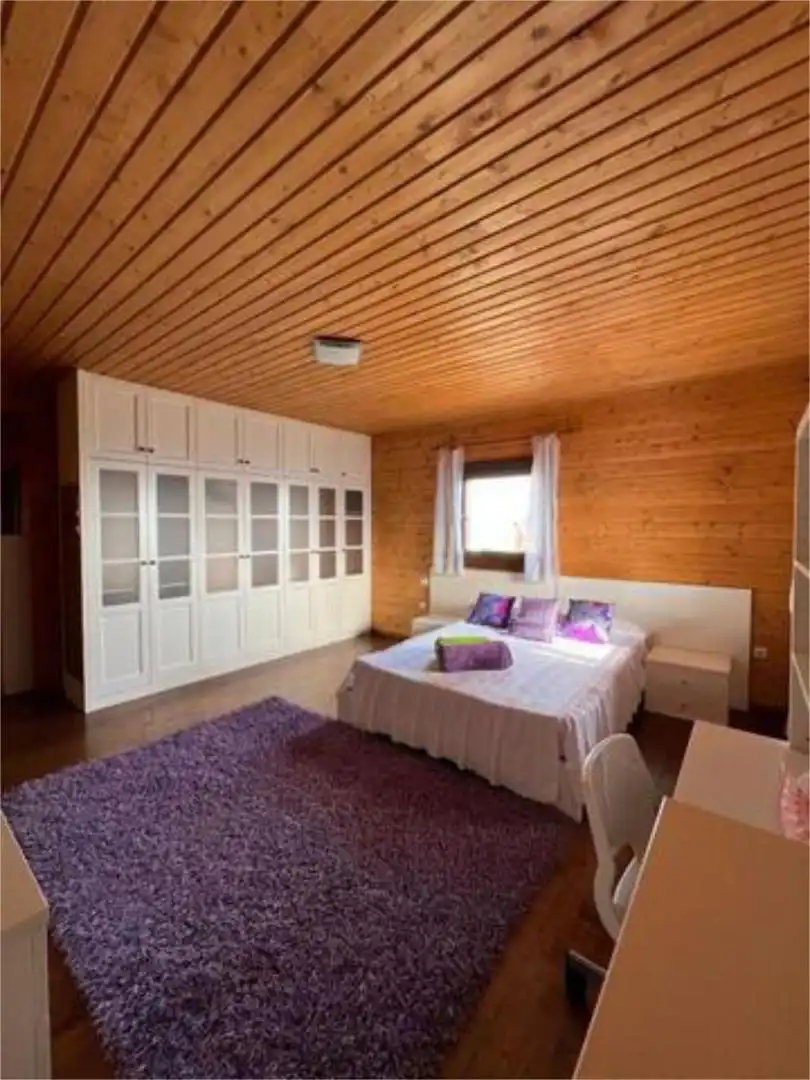 Casa adosada en venta en Jete Habitación de Casa adosada en venta en Jete con Terraza y Piscina