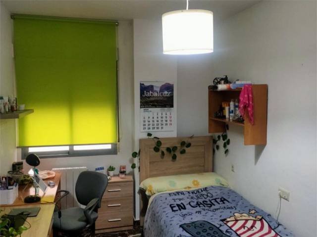 Piso en Alquiler en Calle de Ben Saprut, 1 en El Valle - Universidad