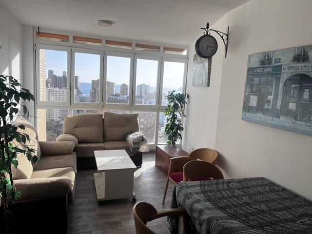 Apartamento en Alquiler en Avenida Juan Fuster Zaragoza, 8A en Rincón Bajo