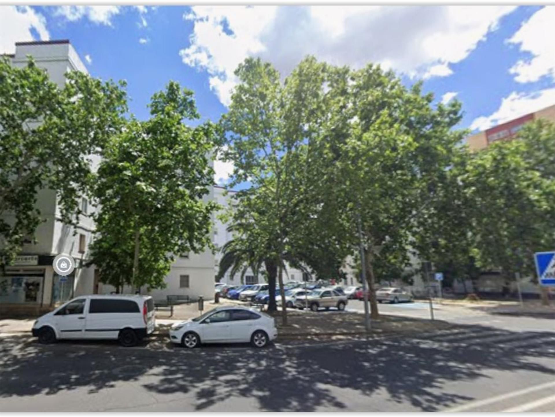 Pis de lloguer a Avenida de la Hispanidad, 10, Centro Vista exterior de Pis de lloguer en Cáceres Capital amb Aire condicionat, Terrassa i Moblat