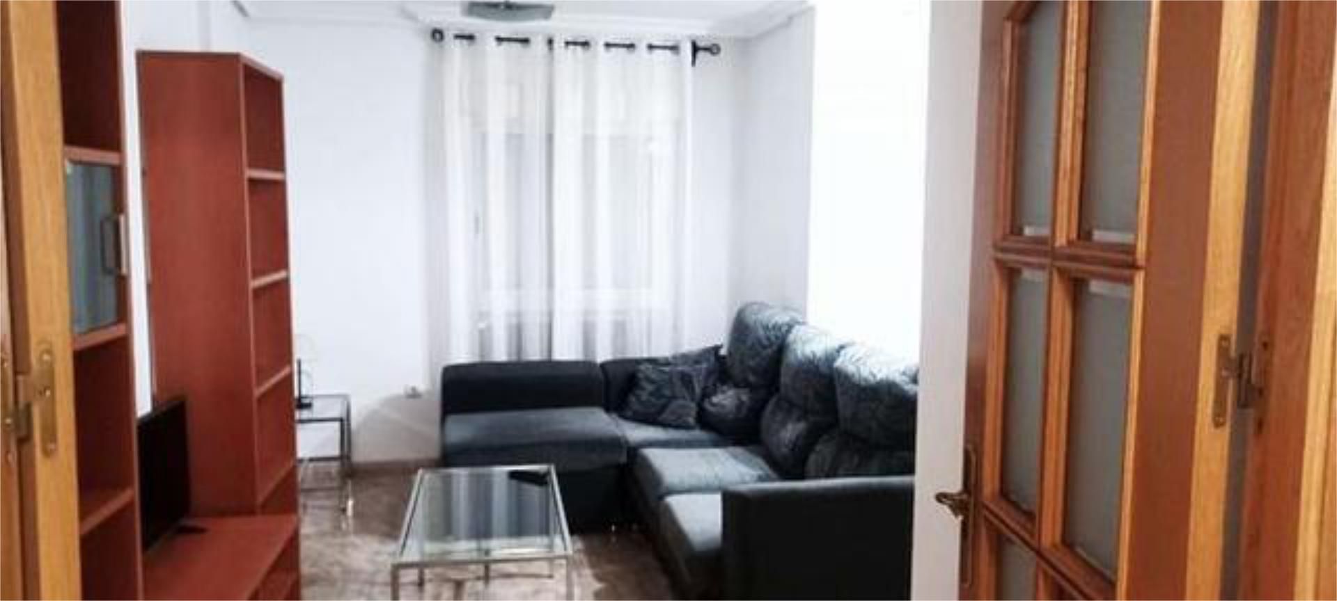 Pis de lloguer a San Luis Sala d'estar de Pis de lloguer en Almería Capital amb Calefacció, Terrassa i Moblat