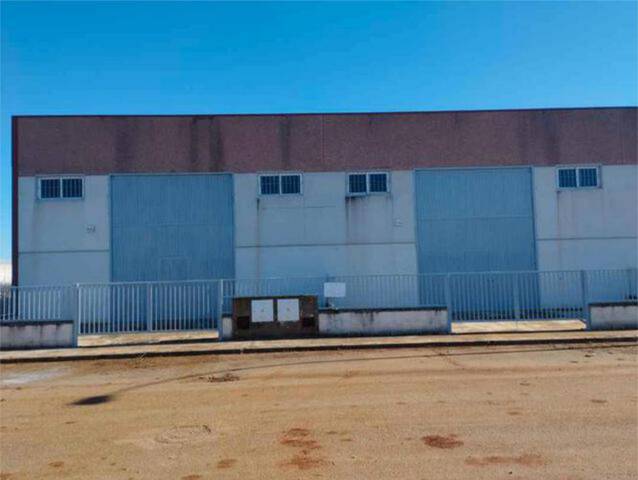 Nave industrial en Alquiler en La Luisiana