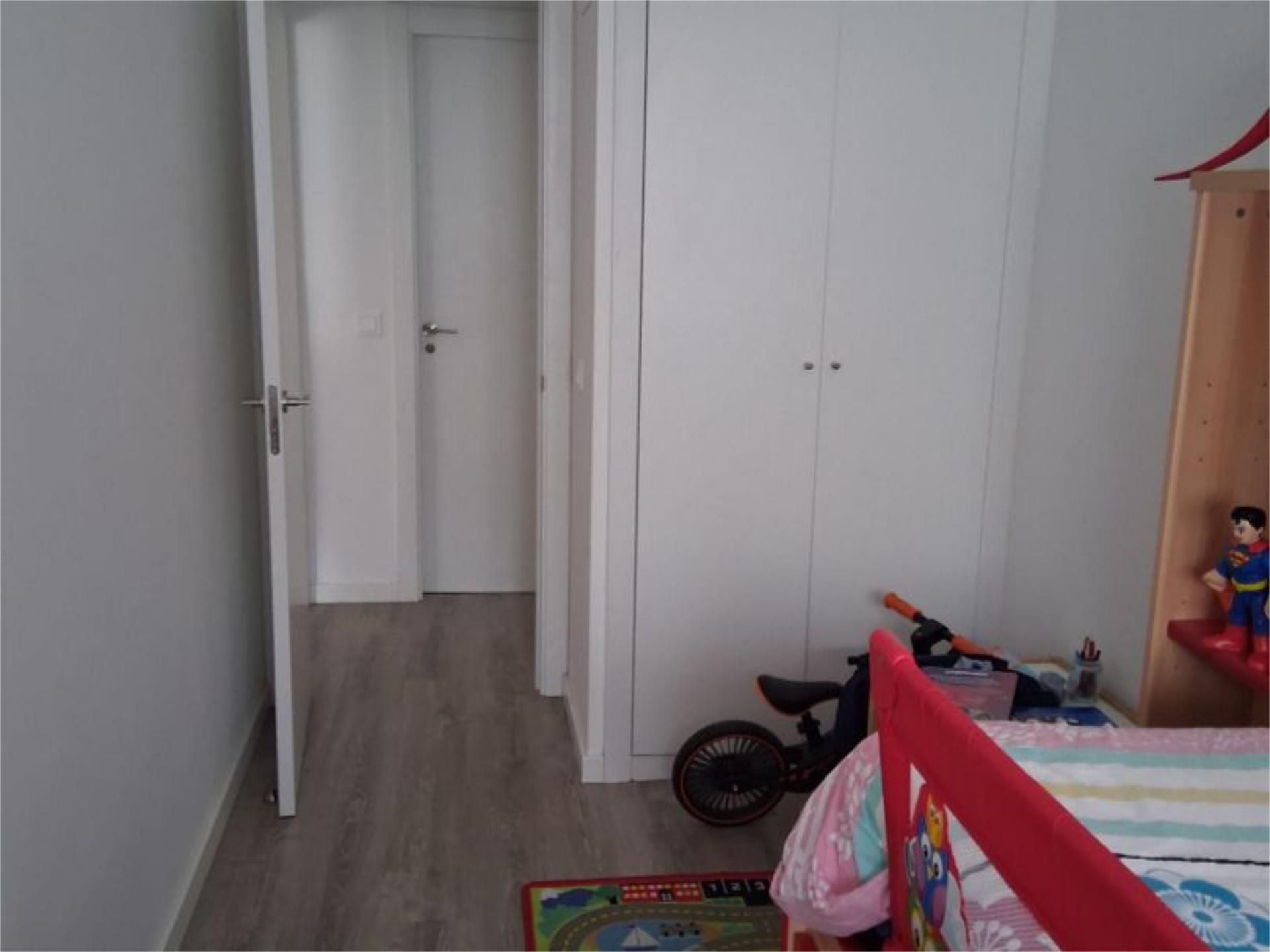 Pis per a compartir a Calle Alcalde Antonio Pariente Cuesta, 8, Hospital Pis per a compartir en Valdemoro amb Aire condicionat, Calefacció i Jardí privat