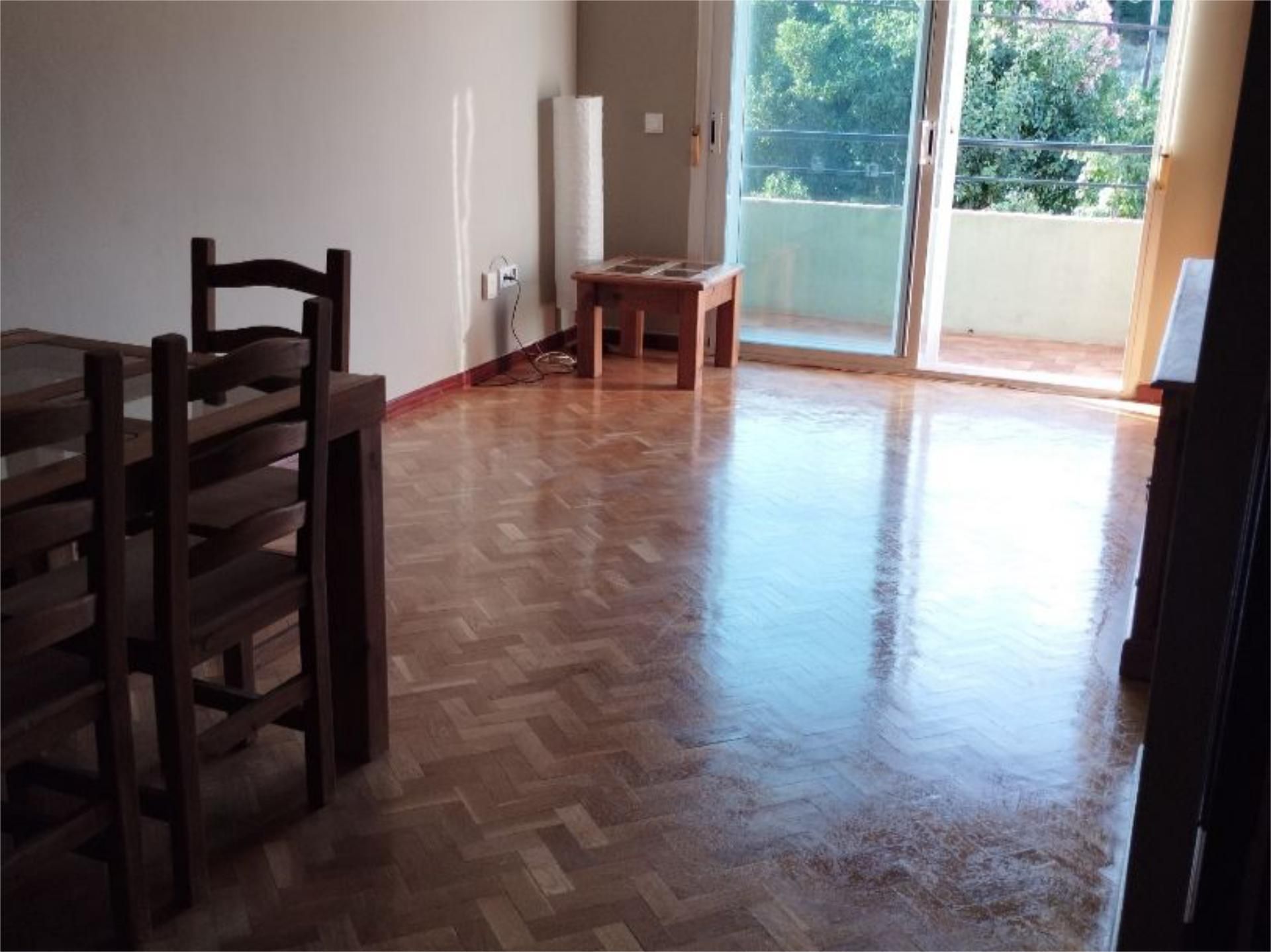 Pis de lloguer a Calle de la Cuesta, 21, Manzanares El Real Sala d'estar de Pis de lloguer en Manzanares El Real amb Balcó