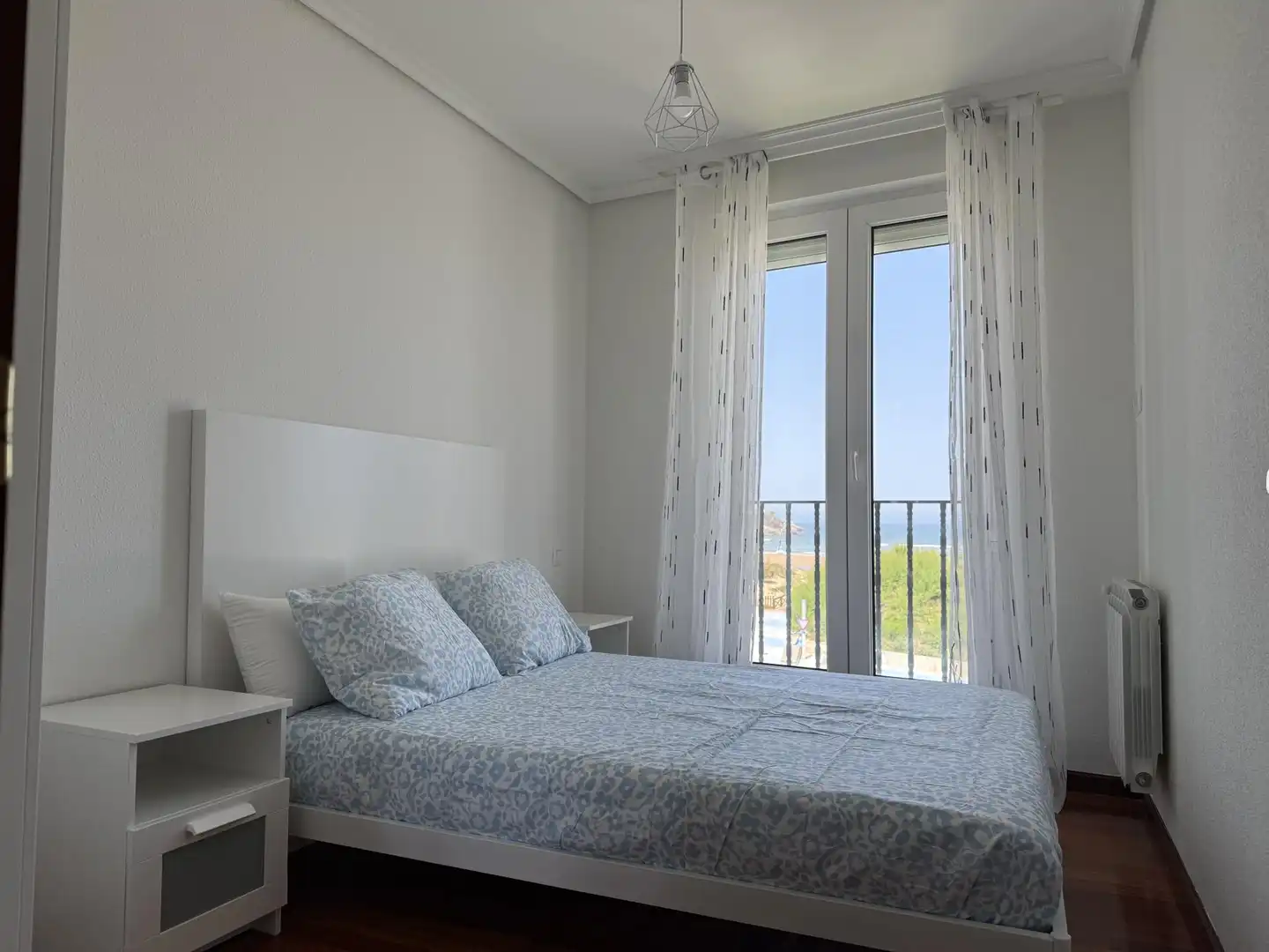Schlafzimmer von Wohnung zur Miete in Suances mit Terrasse und Balkon