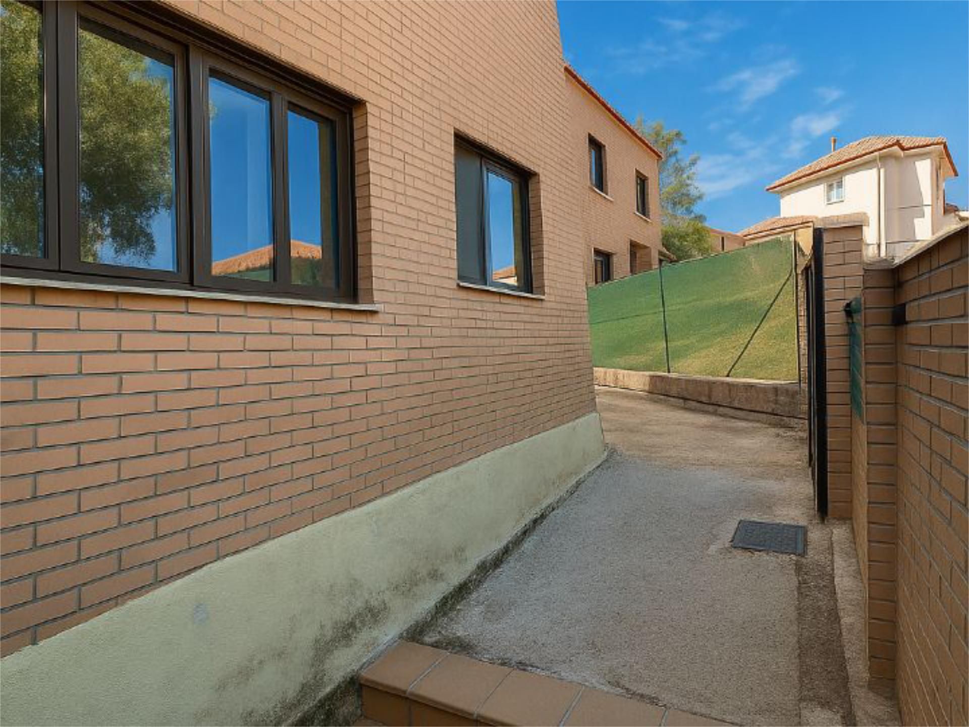 Exterior view of Single-family semi-detached for sale in Villacastín  with Heating and Private garden