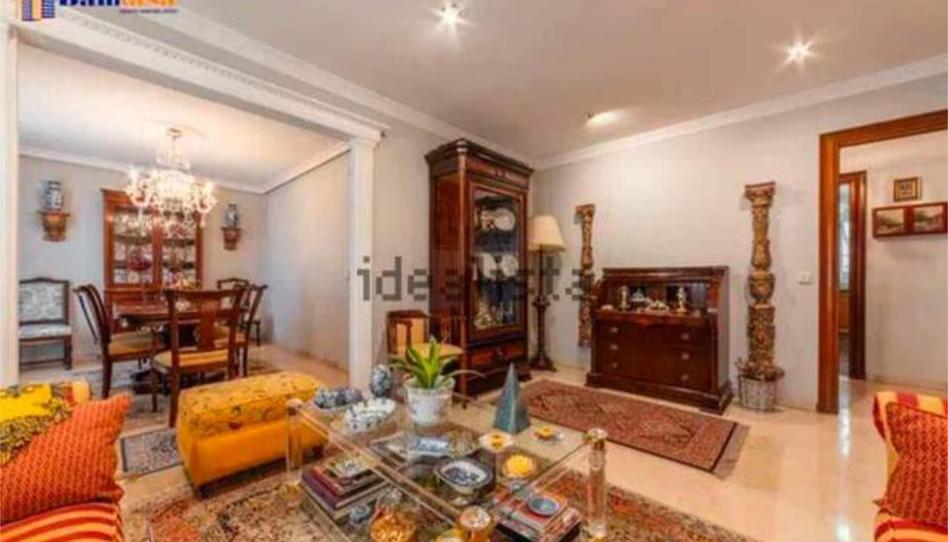 Pis en venda a La Goleta - San Felipe Neri, Málaga - imatge 1 Foto 1 de Pis en venda a La Goleta - San Felipe Neri, Málaga