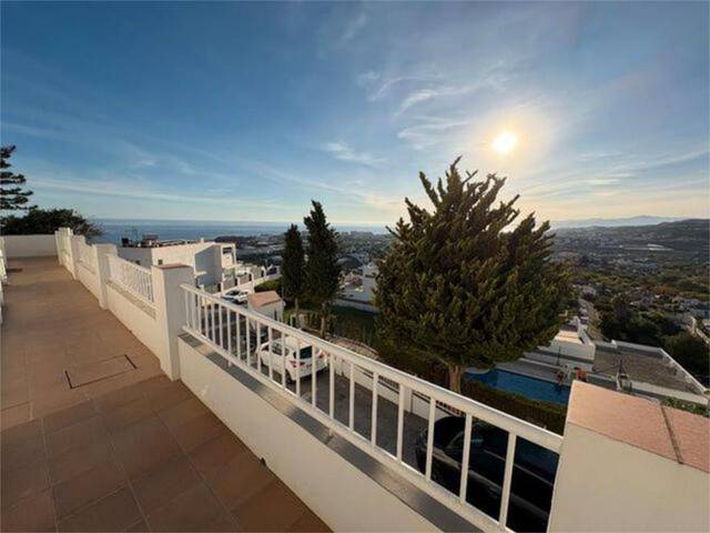 Casa-chalet en Venta en Torrox Park