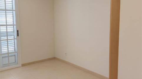 Flat to rent in Núcleo Urbano, Valencia - image 3 Photo 3 of Flat to rent in Núcleo Urbano, Valencia