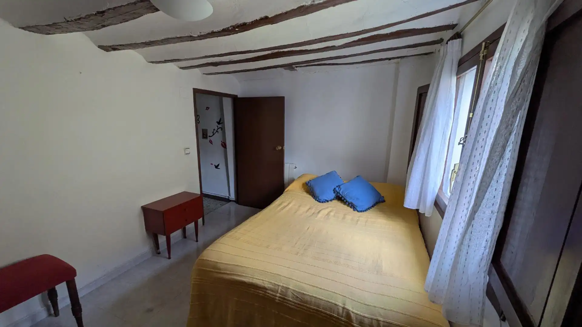 Casa adosada en venda a Calle Juan Pascual, 14, Torrecilla En Cameros Dormitori de Casa adosada en venda en Torrecilla En Cameros