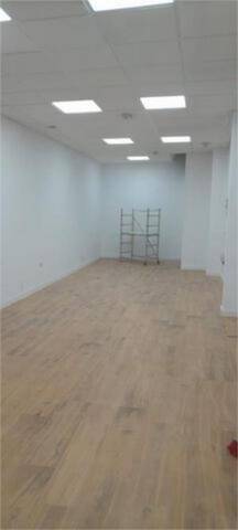 Local comercial en Alquiler en Val