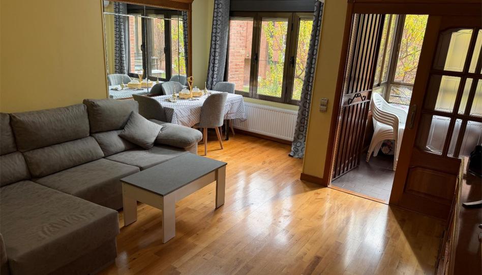 Flat for sale in Avenida de Portugal, 33, El Carrascal, Madrid - image 1 Photo 1 of Flat for sale in Avenida de Portugal, 33, El Carrascal, Madrid