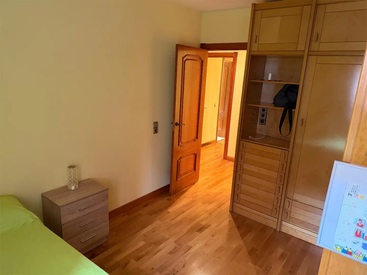 Piso en venta en Avenida de Portugal, 33, El Carrascal Habitación de Piso en venta en Leganés con Aire acondicionado, Calefacción y Jardín privado