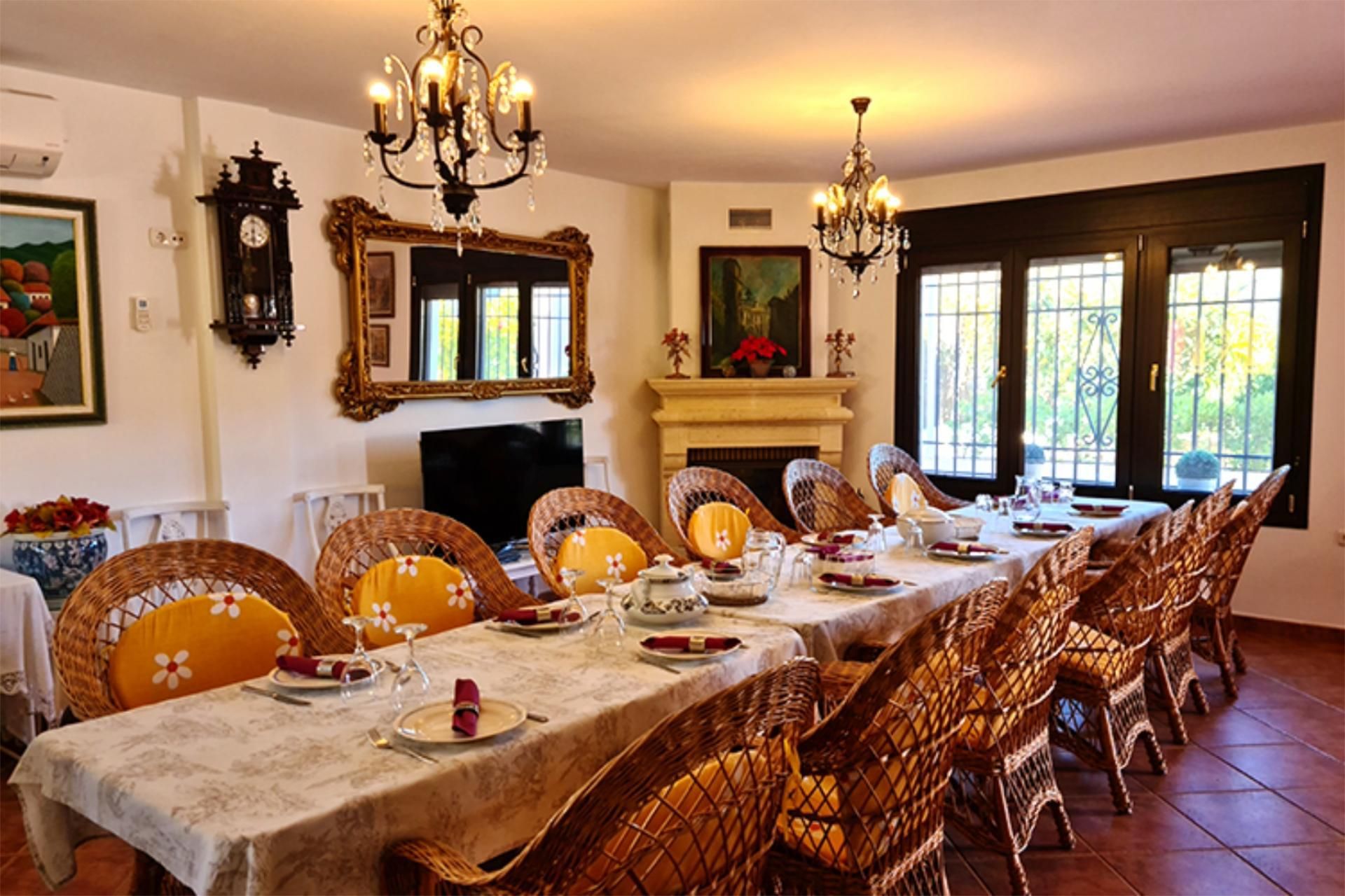 Menjador de Casa o xalet de lloguer en Villamena amb Aire condicionat, Calefacció i Jardí privat