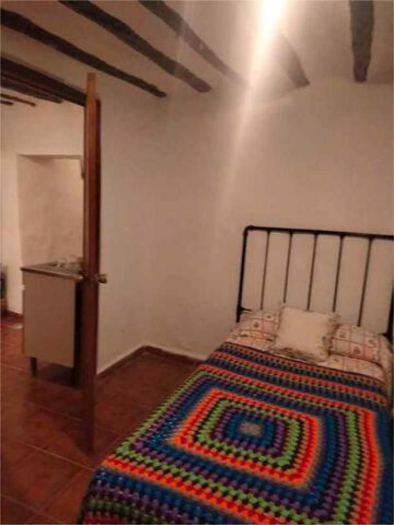 Casa o xalet en venda a Torrubia del Castillo Dormitori de Casa o xalet en venda en Torrubia del Castillo amb Moblat