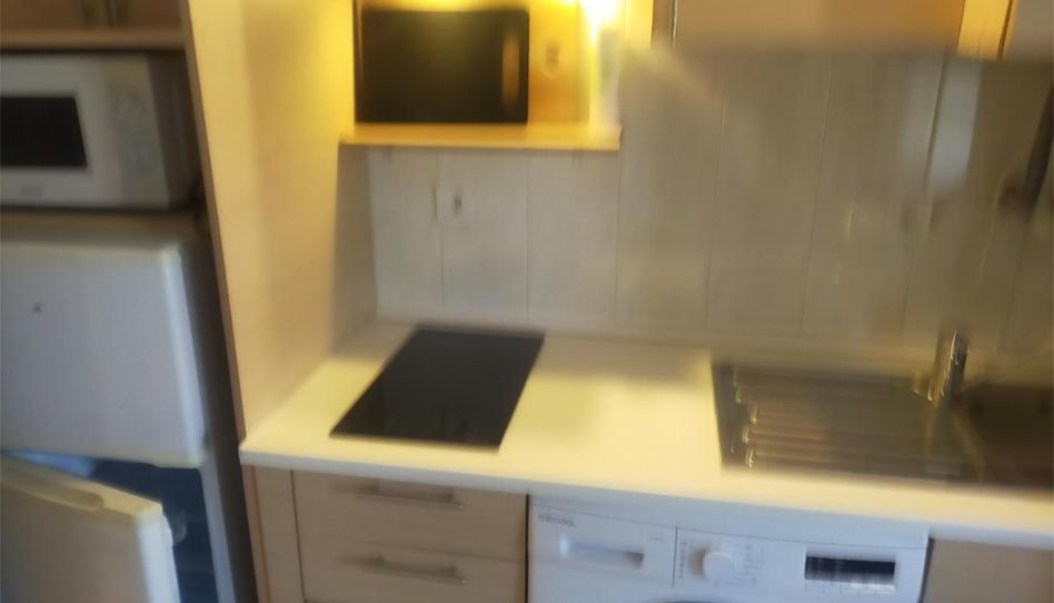 Estudio de alquiler en Calle del Bolillero, 33, Segunda Fase, Madrid - imagen 1 Foto 1 de Estudio de alquiler en Calle del Bolillero, 33, Segunda Fase, Madrid