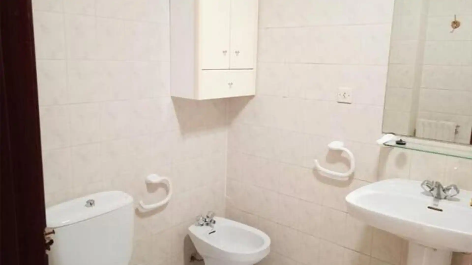 Baño de Piso en venta en Soria Capital  con Calefacción, Terraza y Amueblado