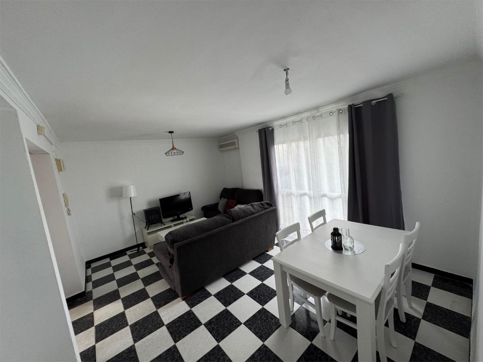 Flat to rent in Plaza Deblas, 18-2, Arco Norte - Avda. España Bedroom of Flat to rent in Dos Hermanas with Air Conditioner and Terrace