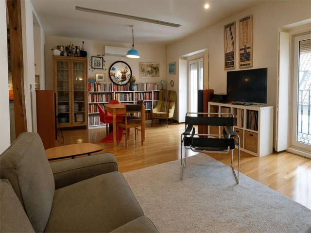 Piso en Alquiler en Universidad - Malasaña