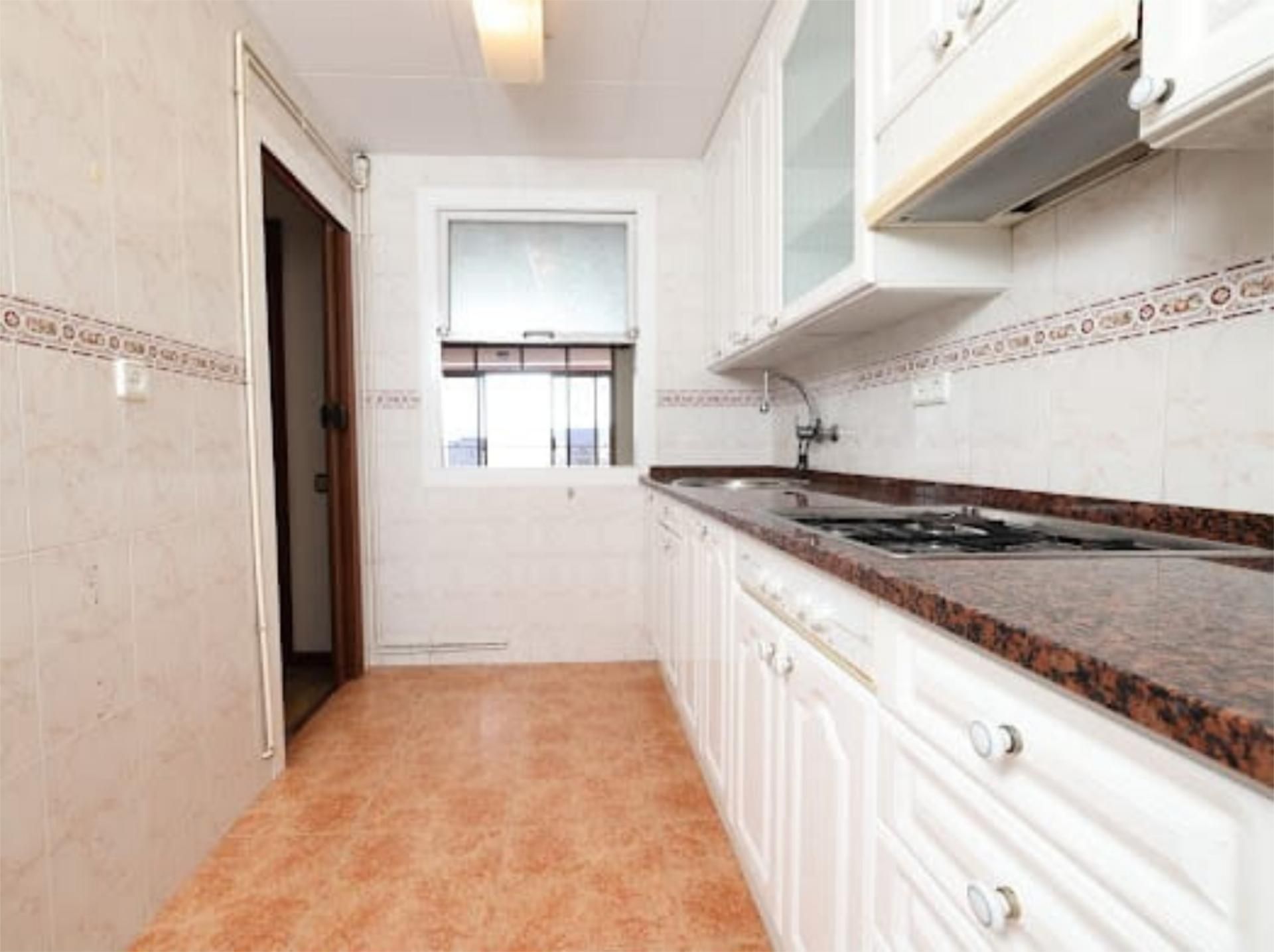 Pis en venda a Avinguda de Carles III, 24, Centre Cuina de Pis en venda en Vilassar de Mar amb Terrassa i Balcó