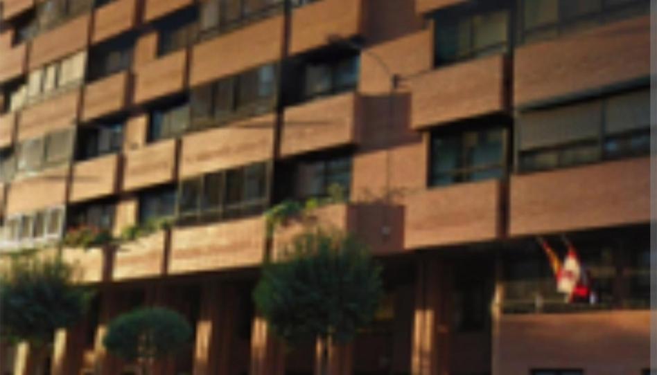Garage to rent in Calle Estadio, 5, Plaza de Toros, Valladolid - image 1 Photo 1 of Garage to rent in Calle Estadio, 5, Plaza de Toros, Valladolid