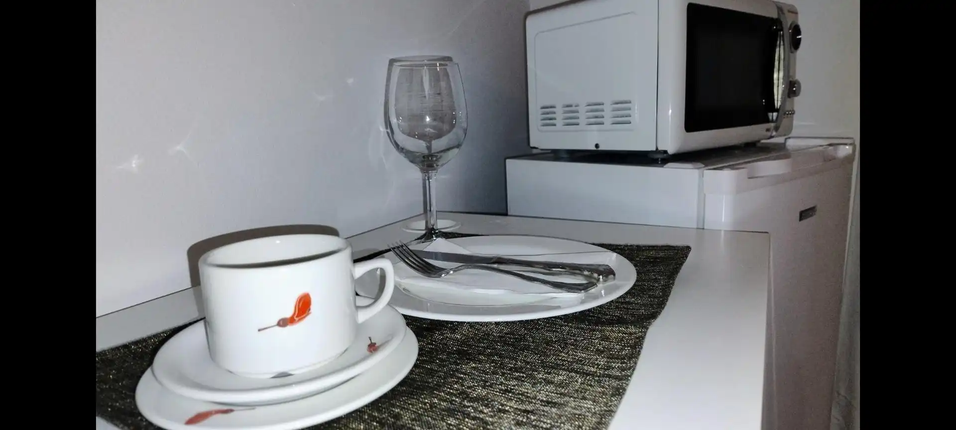 Room in Calle Arousa, 46, Las Castañeras - Bulevar
