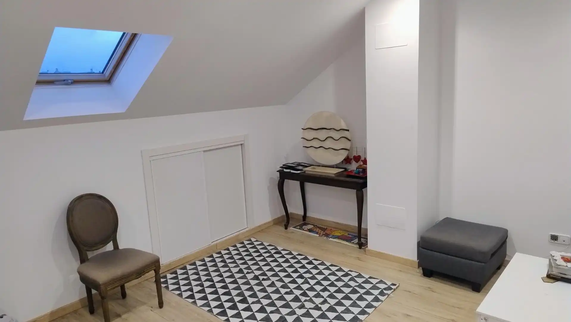 Room in Calle Arousa, 46, Las Castañeras - Bulevar