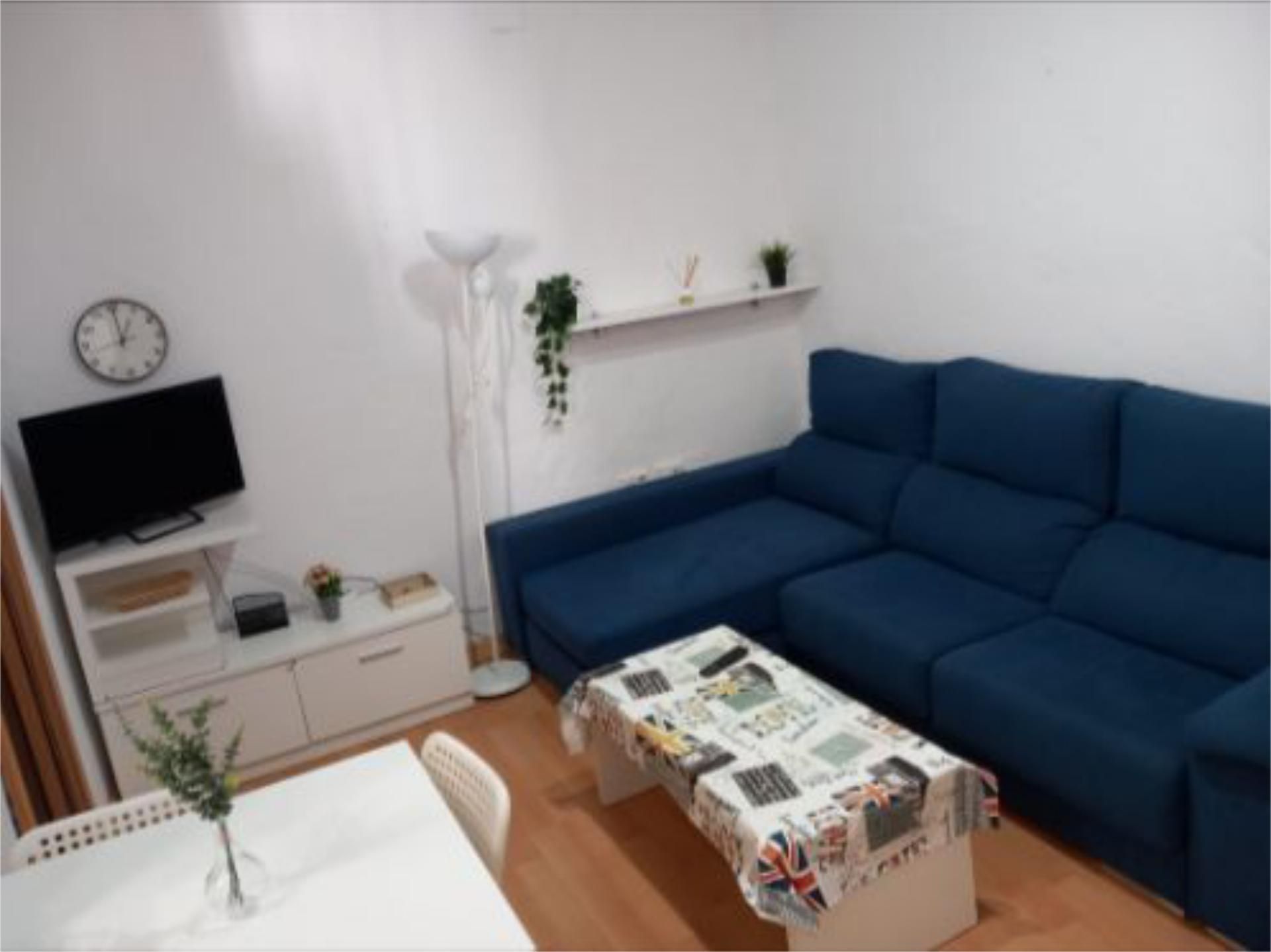 Pis de lloguer a Calle Calderón de la Barca, 12, Alameda - Mentidero - Teatro Falla Sala d'estar de Pis de lloguer en Cádiz Capital amb Aire condicionat i Moblat