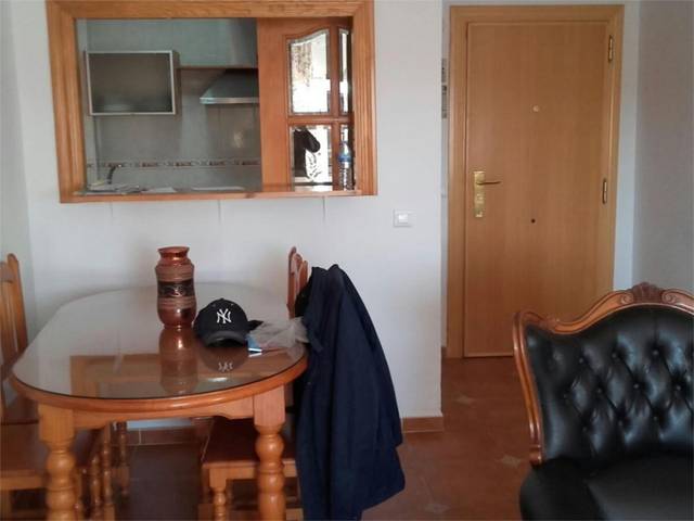 Piso en Alquiler en Calle Cómpeta, 20 en Camino de Antequera