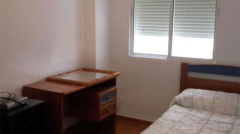 Piso de alquiler en Calle Cómpeta, 20, Camino de Antequera, Málaga - imagen 2 Foto 2 de Piso de alquiler en Calle Cómpeta, 20, Camino de Antequera, Málaga