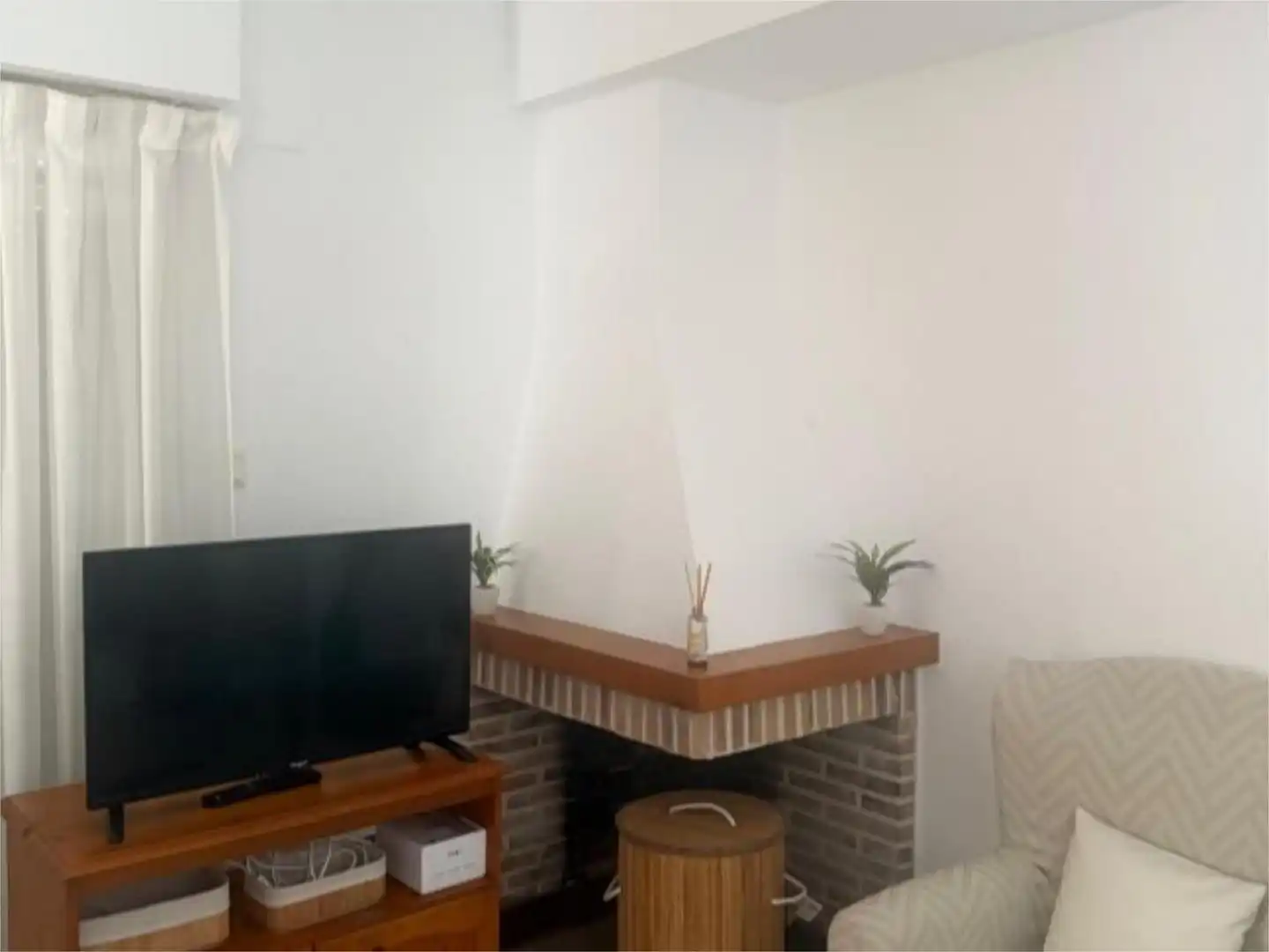Dúplex en venta en Carrer del Bolitx, 6, Oliva Playa Sala de estar de Dúplex en venta en Oliva con Terraza, Piscina y Balcón