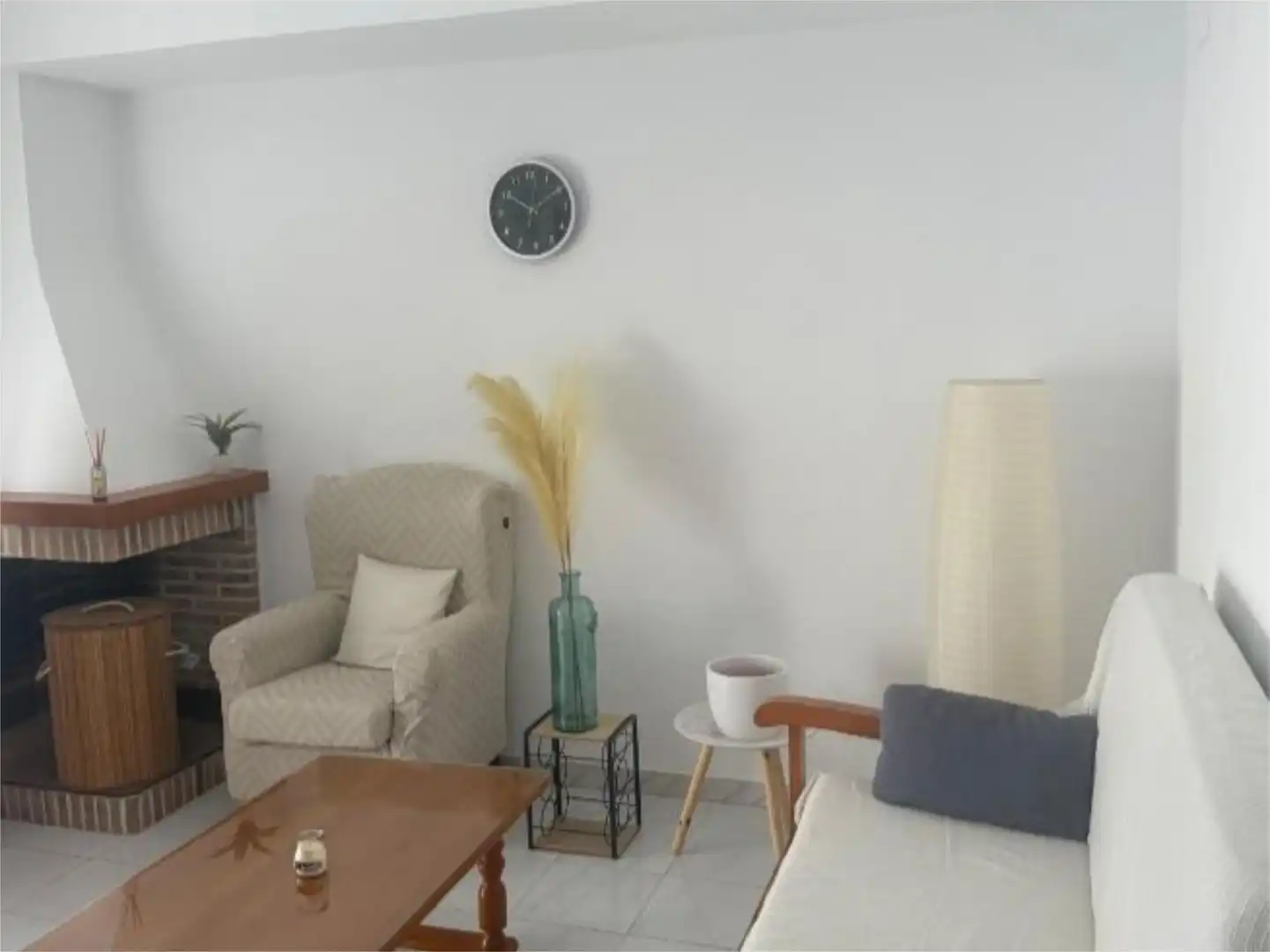 Dúplex en venta en Carrer del Bolitx, 6, Oliva Playa Sala de estar de Dúplex en venta en Oliva con Terraza, Piscina y Balcón