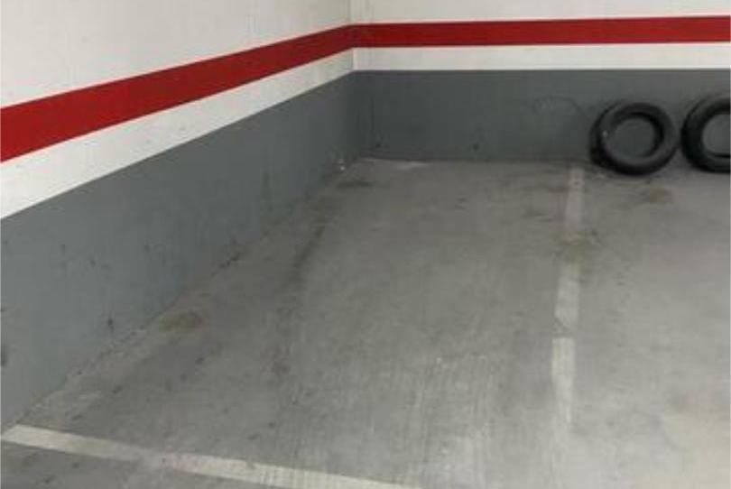 Garatge de lloguer a Palazuelos de Eresma, Segovia - imatge 1 Foto 1 de Garatge de lloguer a Palazuelos de Eresma, Segovia