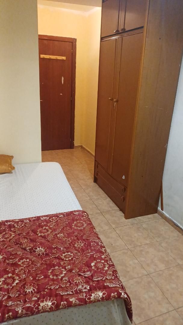 Bedroom of Flat to share in Vitoria - Gasteiz  with Washing machine and Microwave
