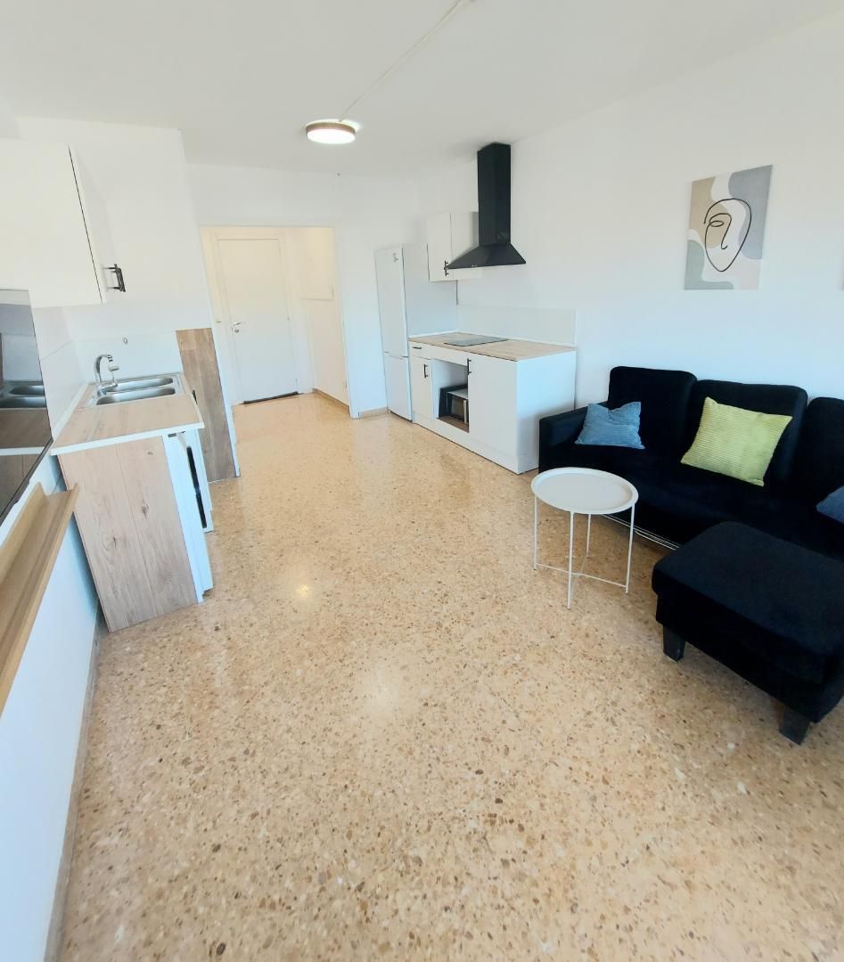 Pis de lloguer a Calle Huesca, 13, Estadio Castalia Sala d'estar de Pis de lloguer en Castellón de la Plana / Castelló de la Plana amb Moblat, Rentadora i Microones