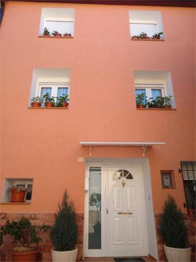 Vista exterior de Casa o chalet en venta en Aniñón con Jardín privado y Amueblado